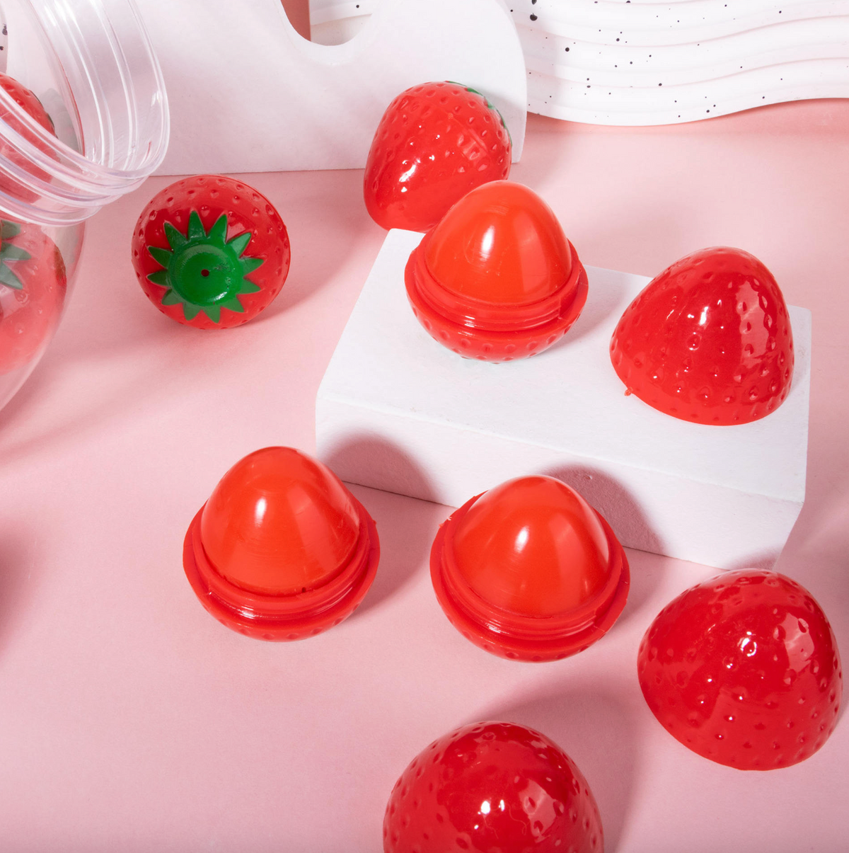 Strawberry Shaped Lip Balm Ball – Moisturizing Fruit-Flavored Hydrating Lip Gloss for Soft, Shiny Lips
